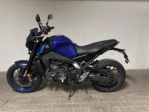 YAMAHA MT-09