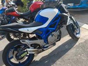 SUZUKI SFV GLADIUS 650 - 2012