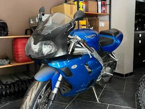 ② TRIUMPH DAYTONA 955I