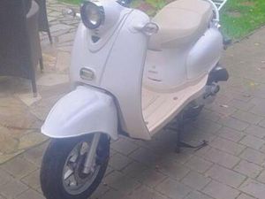 MOFA NOVA MOTORS RETRO STAR 25 KM DIAMOND WHITE