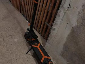 KUKIRIN G2 MAX E-SCOOTER SCHWARZ/ORANGE