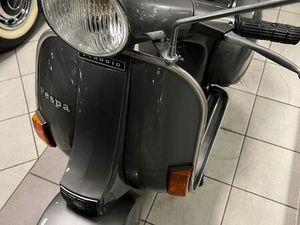 VESPA P 200 E