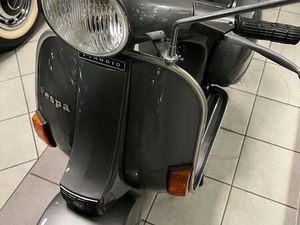 VESPA P 200 E