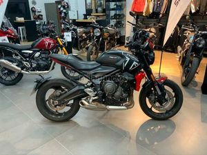 TRIUMPH - TRIDENT 660