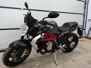 MV AGUSTA BRUTALE 800