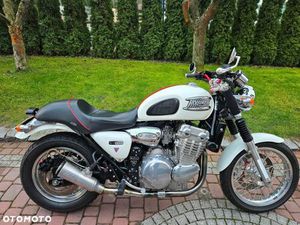 TRIUMPH THUNDERBIRD
