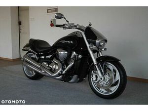 SUZUKI INTRUDER