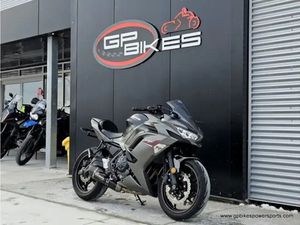 2022 KAWASAKI NINJA 650 METALLIC MATTE GRAPHENE STEEL GRAY