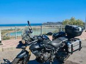 TRIUMPH TIGER 800 - 2011