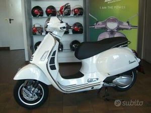 PIAGGIO VESPA 300 GTS SUPER E5+