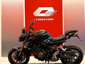 QJ MOTOR SRK 800 2025 800 CM3 | MOTO ROADSTER | 180 KM | NOIR | 14320 ST ANDRE SUR ORNE