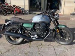 MOTO GUZZI V7 STONE CENTENARIO