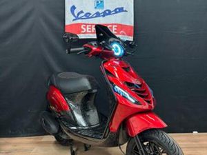 PIAGGIO ZIP 50S | CUSTOM | FULL OPTION | 1/1 | GARANTIE — SCOOTERS | PIAGGIO — MARKTPLAATS