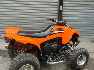 QUAD KAWASAKI 700 KFX