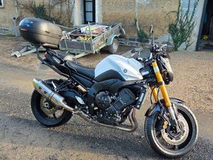 YAMAHA FZ8-N