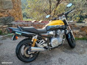 YAMAHA XJR 1300 SP KENNY ROBERTS ÉCHANGE POSSIBLE