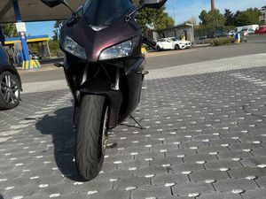 HONDA CBR 1000RR FIERBLADE