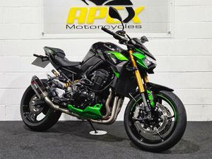 KAWASAKI Z900 SE! FULL AKRAPOVIC EXHAUST! 1 OWNER! 948 CC