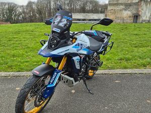SUZUKI V-STROM 800 DE DJEBEL