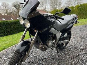 YAMAHA TDR 125 – FAIBLE KILOMÉTRAGE – PRÊTE À ROULER