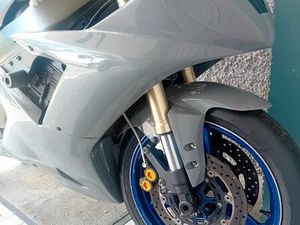 YAMAHA R1 2002 PISTE