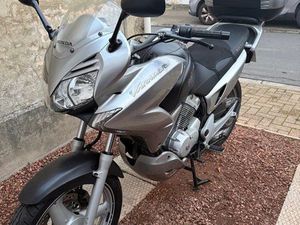 MOTO HONDA 125 VARADERO INJECTION 2008