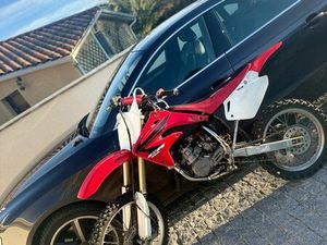 85CR 2005 A ÉCHANGE