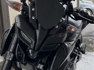 MT 125 - 2022 - FULL BLACK