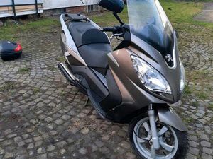 PEUGEOT SATELIS 125 GER MOTOR 8500 KM ERSTZULASSUNG 2014