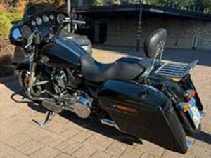 HARLEY DAVIDSON STREET GLIDE SPECIAL