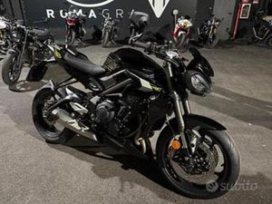 TRIUMPH STREET TRIPLE - 2025