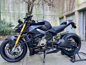 DUCATI STREETFIGHTER V4S