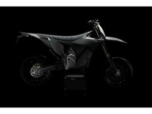 STARK VARG SM (SUMO) SUPERMOTO – 80 PS | NEUFAHRZEUG | A1 / B196