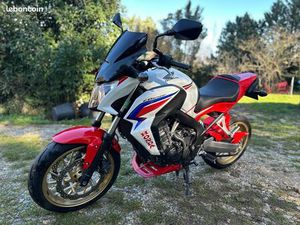 HONDA CB650F - 2015 - EXCELLENT ÉTAT