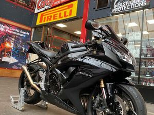 SUZUKI GSXR 600 2011