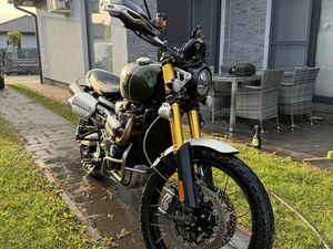 TRIUMPH SCRAMBLER 1200 XE