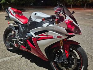 YAMAHA R1 (SHIFTER UP/DOWN)