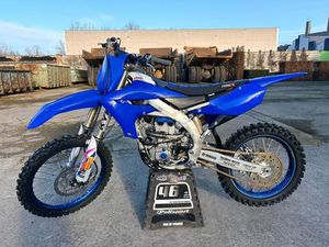 ② YAMAHA YZF250 2023 MET MAAR 20U