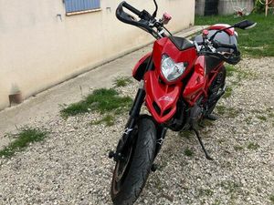 DUCATI 1100 EVO HYPERMOTARD