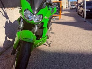 KAWASAKI Z750