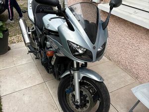 MOTO 600 FAZER