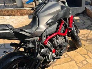 YAMAHA MT 07