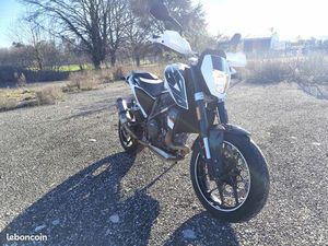 KTM DUKE 690R ABS 2017 1884KMS D'ORIGINE PREMIERE MAIN REVISER