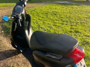 SCOOTER MBK OVETO NOIR