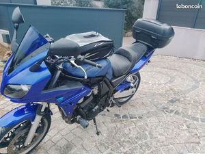 YAMAHA 600 FAZER
