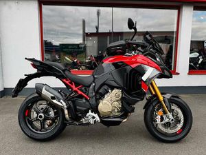 DUCATI MULTISTRADA V4 PIKES PEAK / VOLLE HÜTTE