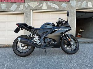 YAMAHA YZF-R 125
