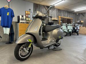 VESPA GTS 300 I.E. SUPER TECH ABS/ASR