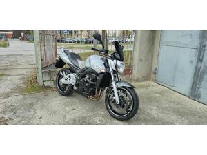 SUZUKI GSR 600 BEZ ABS RADOM