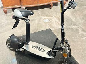 E-SCOOTER MIT SITZ - ELEKTRO ROLLER KLAPPBAR